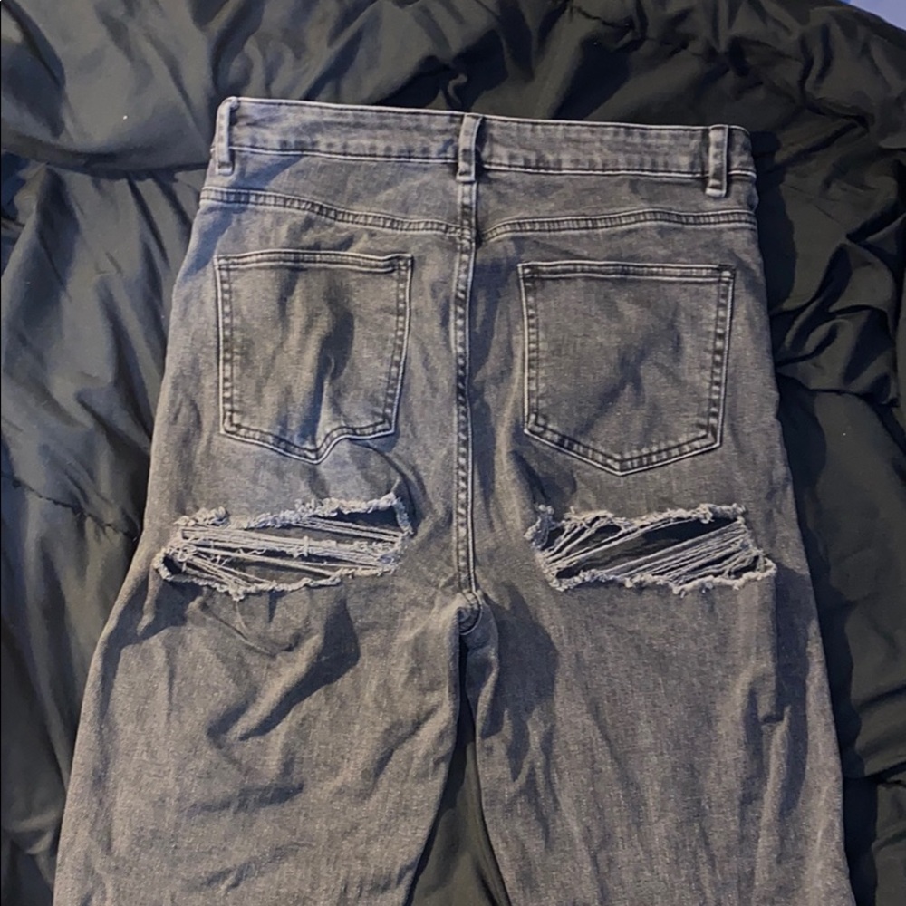 Jeans - Picture 3 of 4
